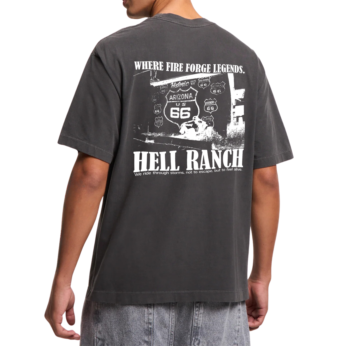 Oversized Tee Boxy "Where Fire Forge Legends."